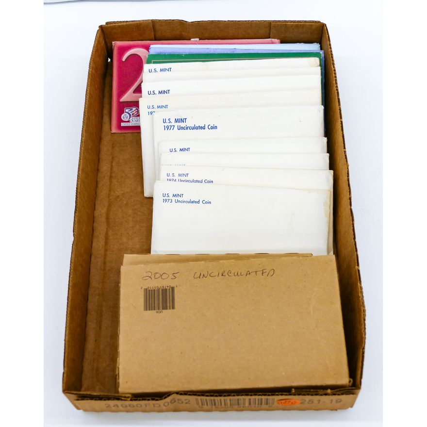 Box 15pc US Uncirculated Coin Sets Assorted