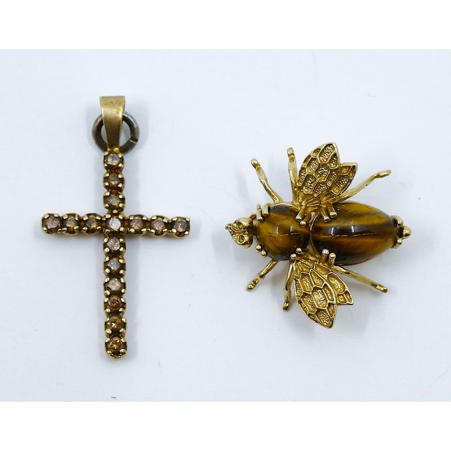 Box 10k Bee Brooch and Cross - 5.6 Grams TW
