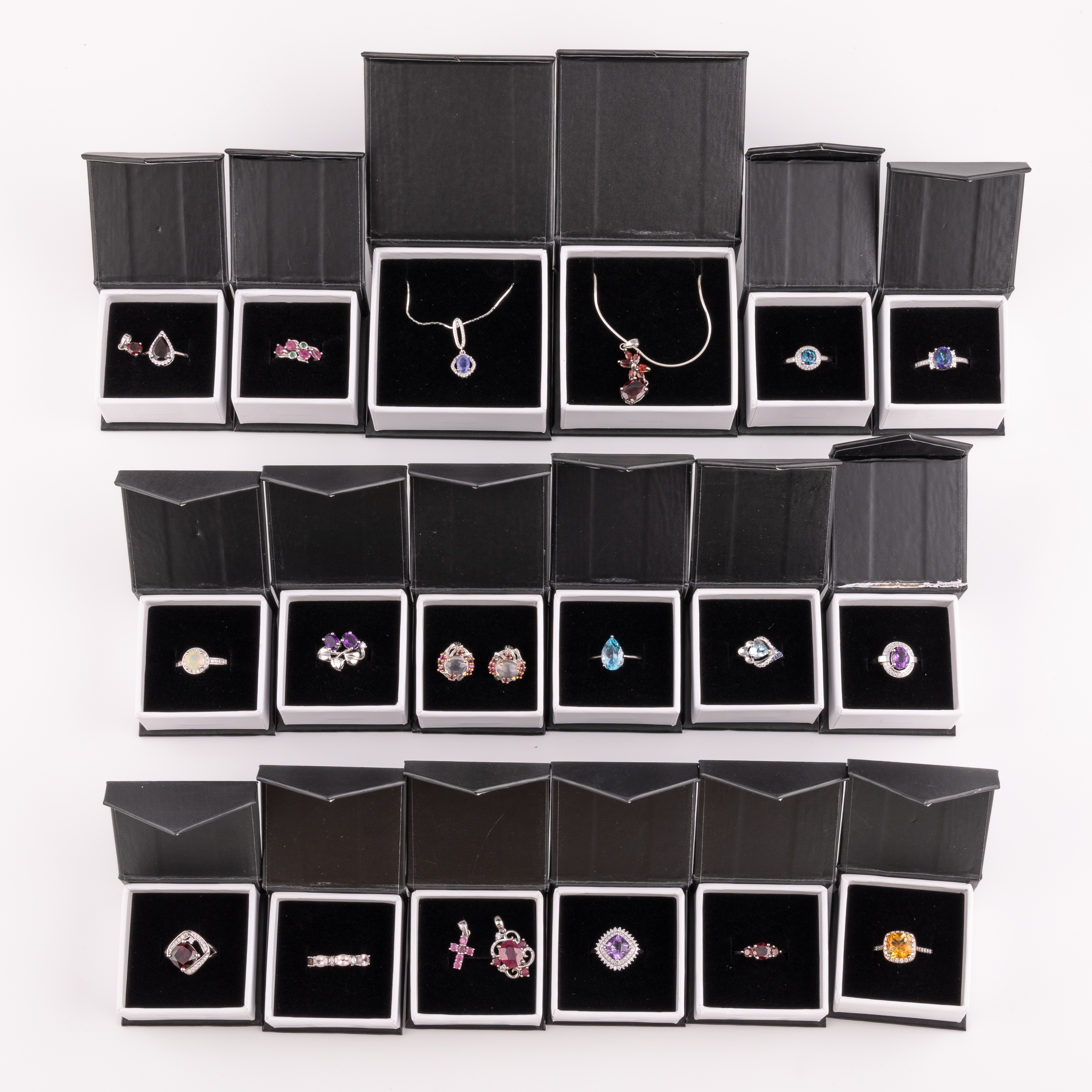 Lot of New Sterling Silver Jewellery