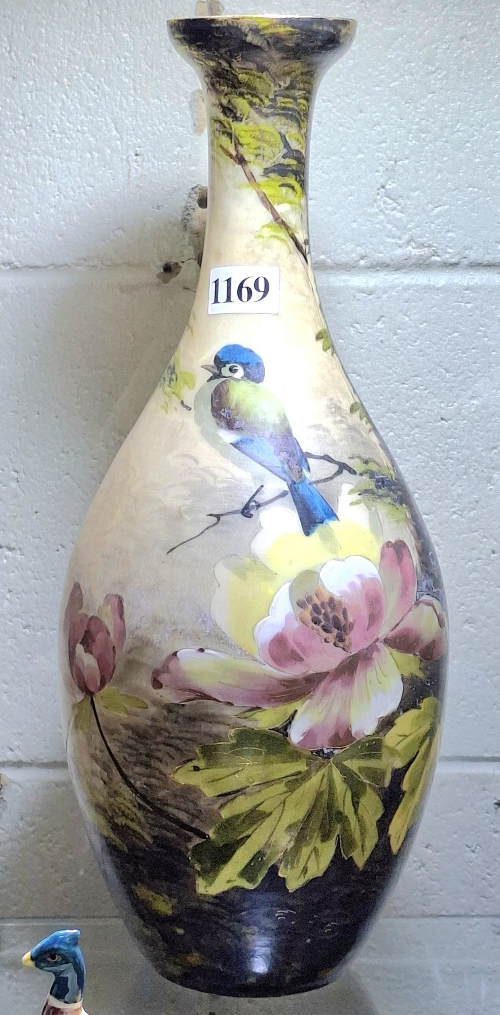 1169 · 19TH CENTURY MILK GLASS VASE