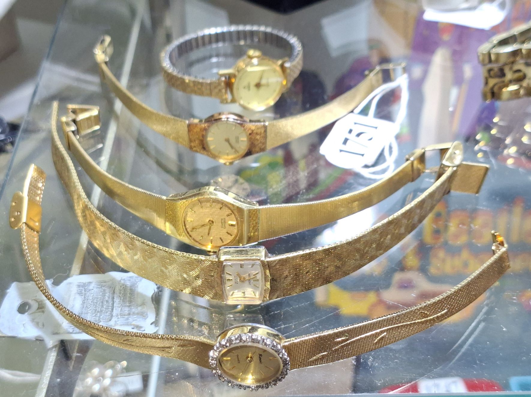 LADIES WRIST WATCH COLLECTION
