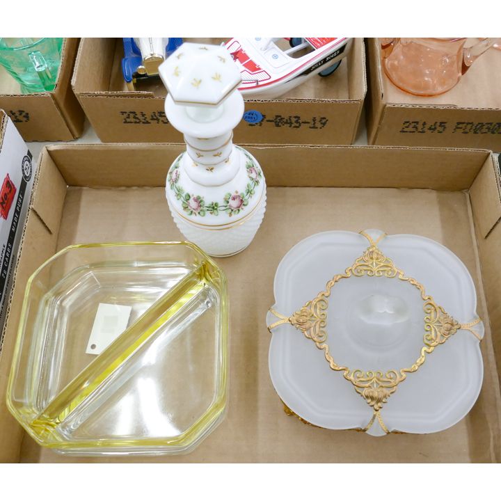 Box Frosted Glass Humidor etc.