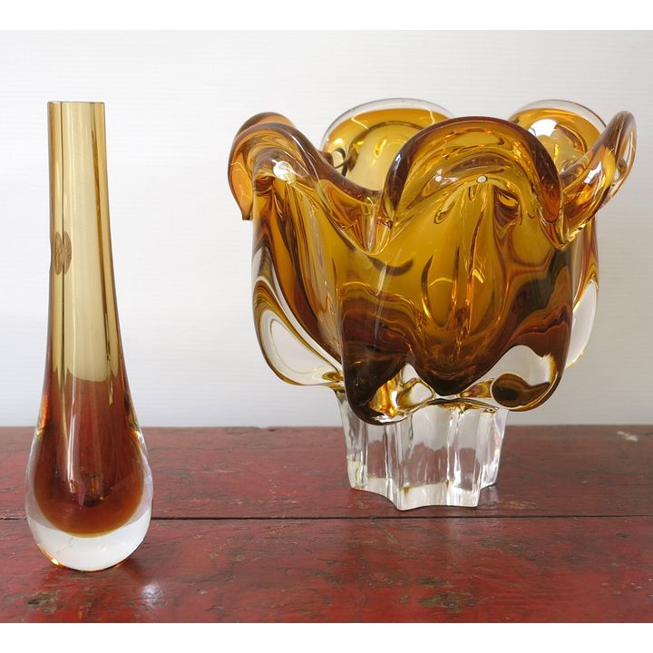 A MURANO GLASS VASE AND ANOTHER.