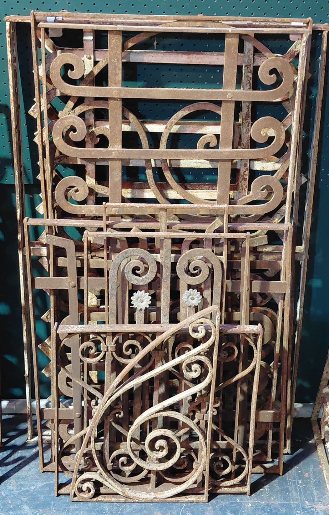 327 · WROUGHT IRON PANELS