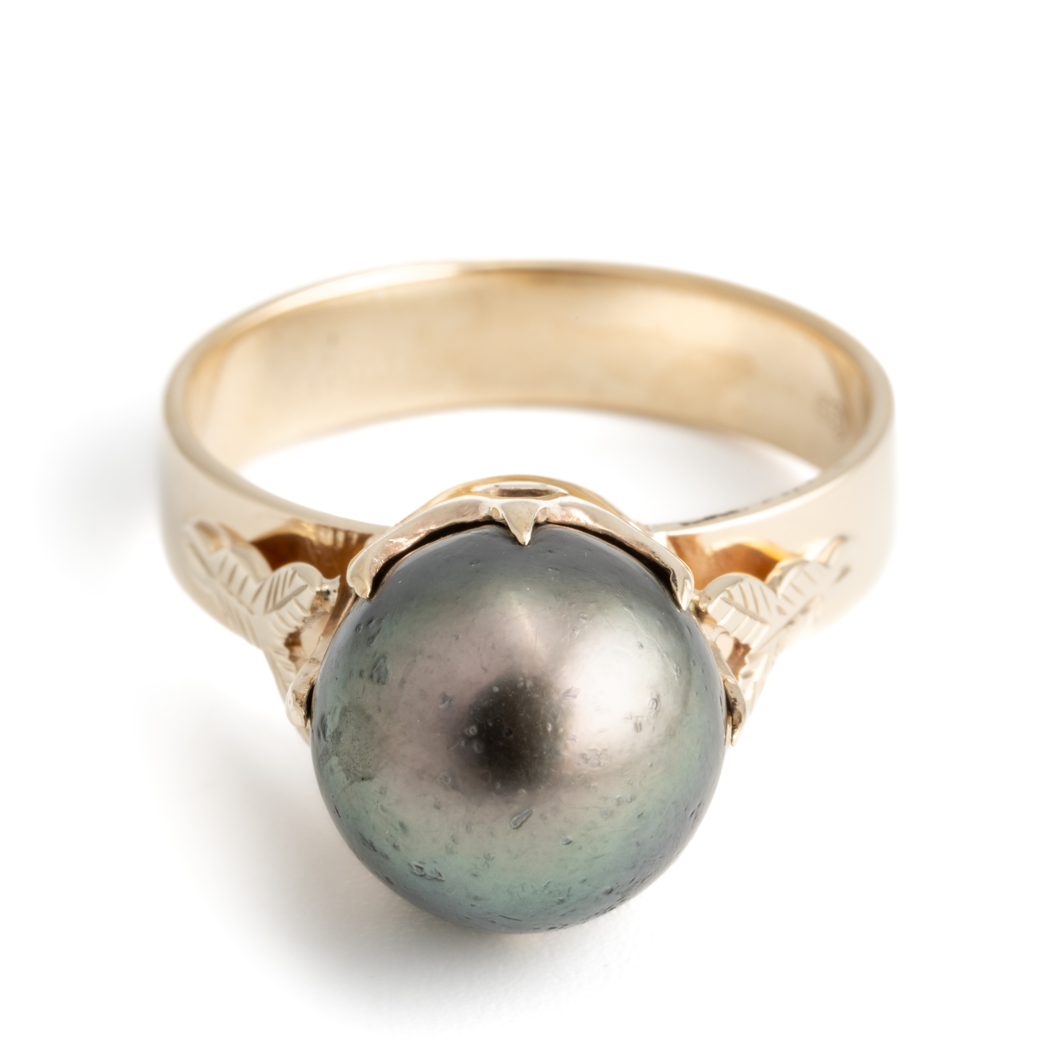 316 · Tahitian Pearl 9ct Gold Ring