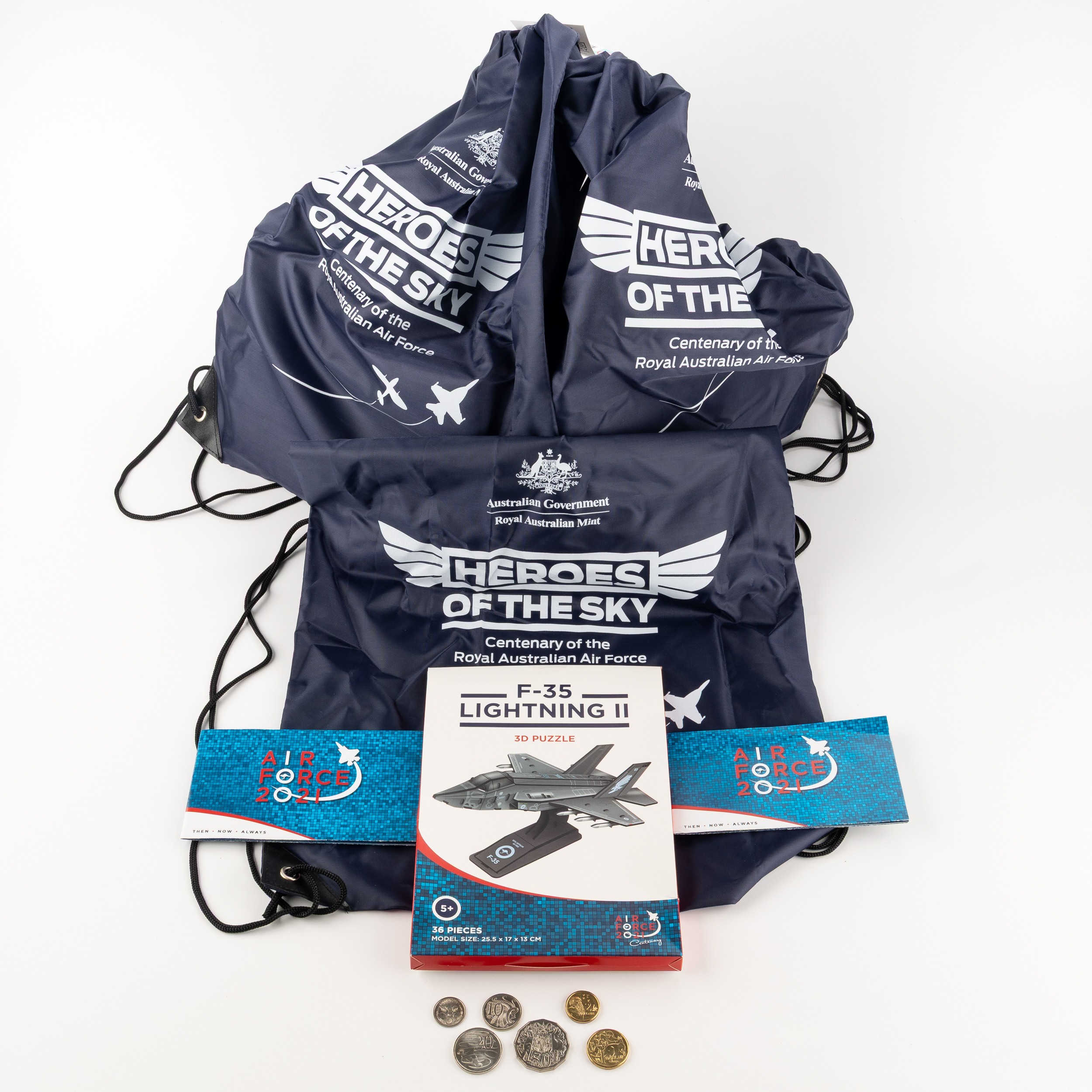 Elizabeth II, RAM - Heroes of the Sky Zoom Bag, Five Cents - Two Dollars, 2021, UNC