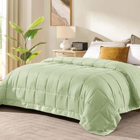 DOWNLUXE KING SIZE BLANKET WITH SATIN TRIM, LIGHTWEIGHT DOWN ALTERNATIVE KING BLANKET FOR ALL SEASON, MACHINE WASHABLE (SAGE GREEN