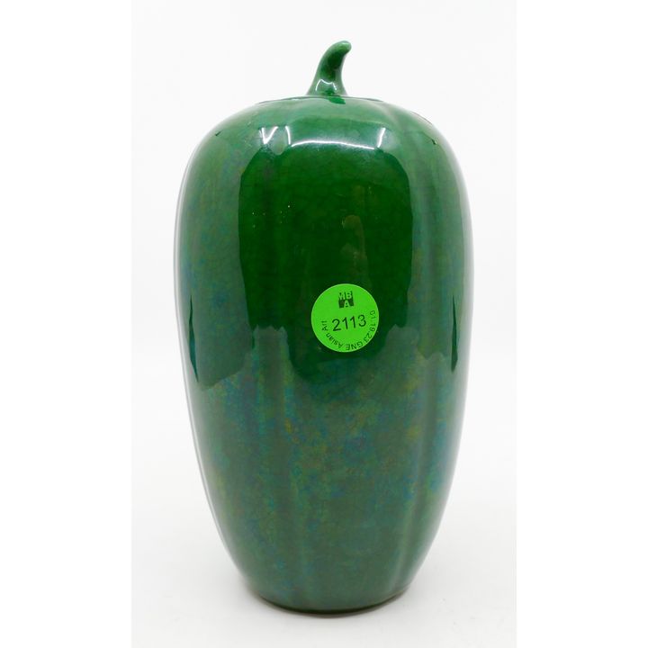 Old Chinese Apple Green Crackle Melon Jar 7''