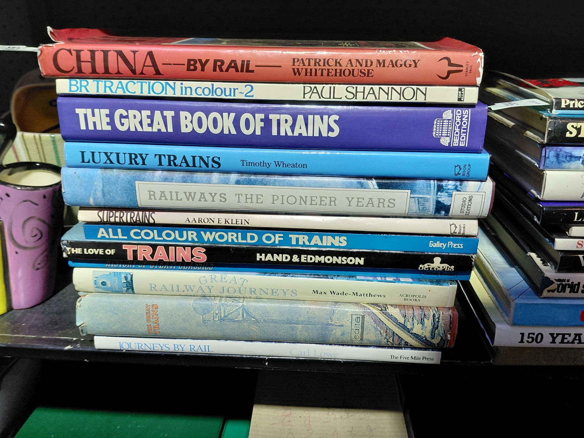 315 · BOOKS - TRAINS
