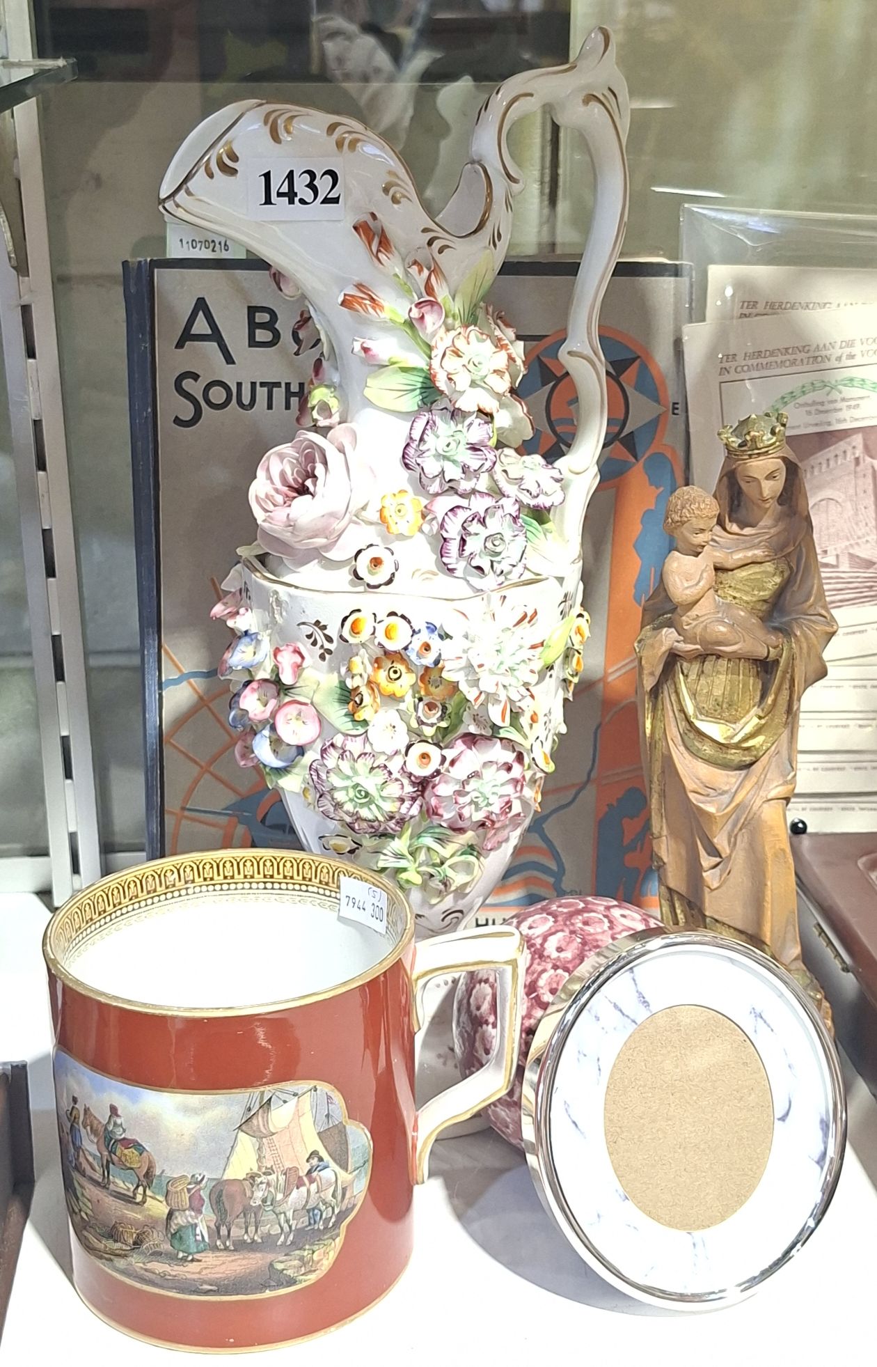 Antique And 20th Century Decorative Wares