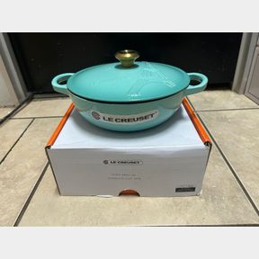 LE CREUSET CAST IRON 22CM COOLMINT PARIS DESIGN CASSEROLE - 51648/2908