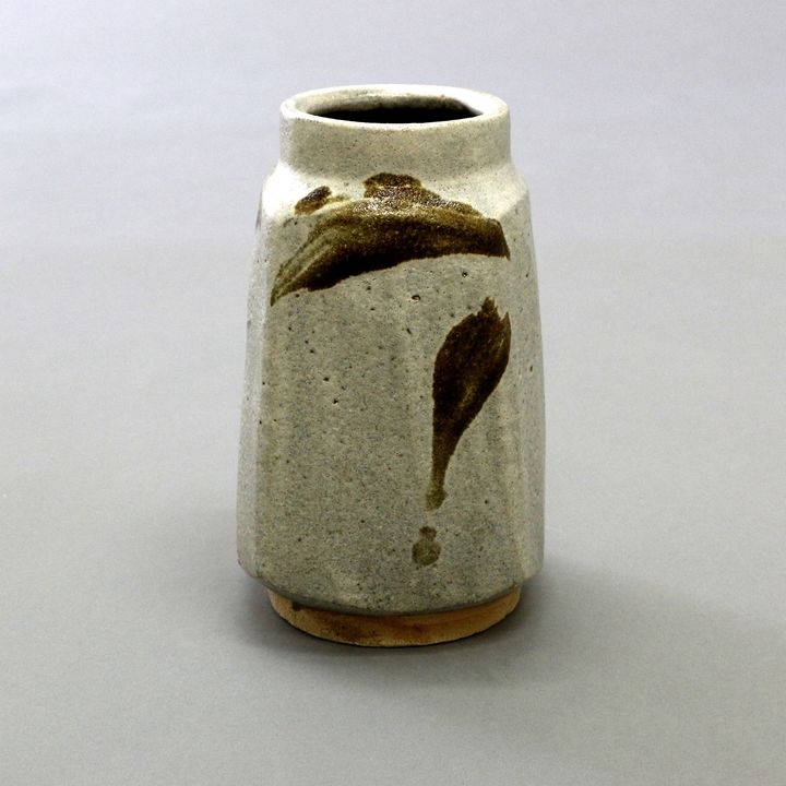 Murata Gen (Mashiko Pottery), Faceted vase