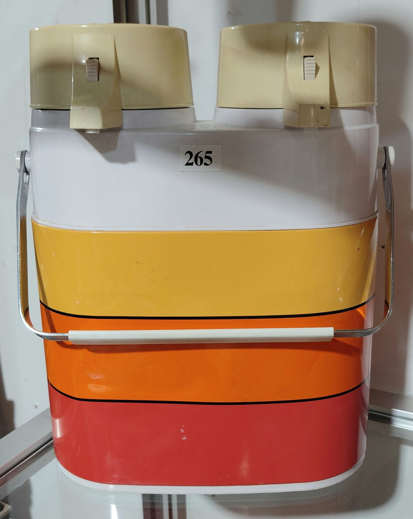 265 · RETRO DRINK DISPENSER