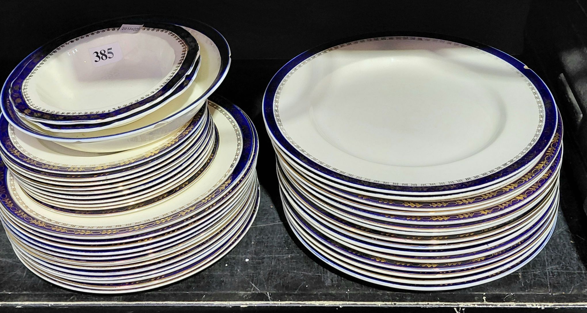 PORCELAIN PLATES AND PLATTERS
