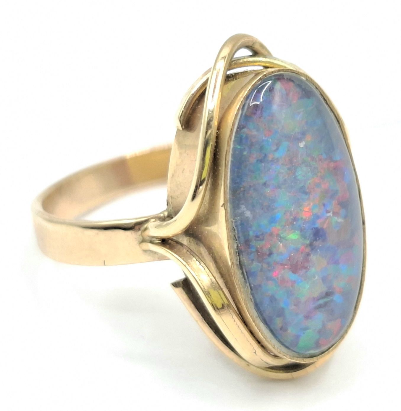 1076 · 9CT GOLD OPAL RING