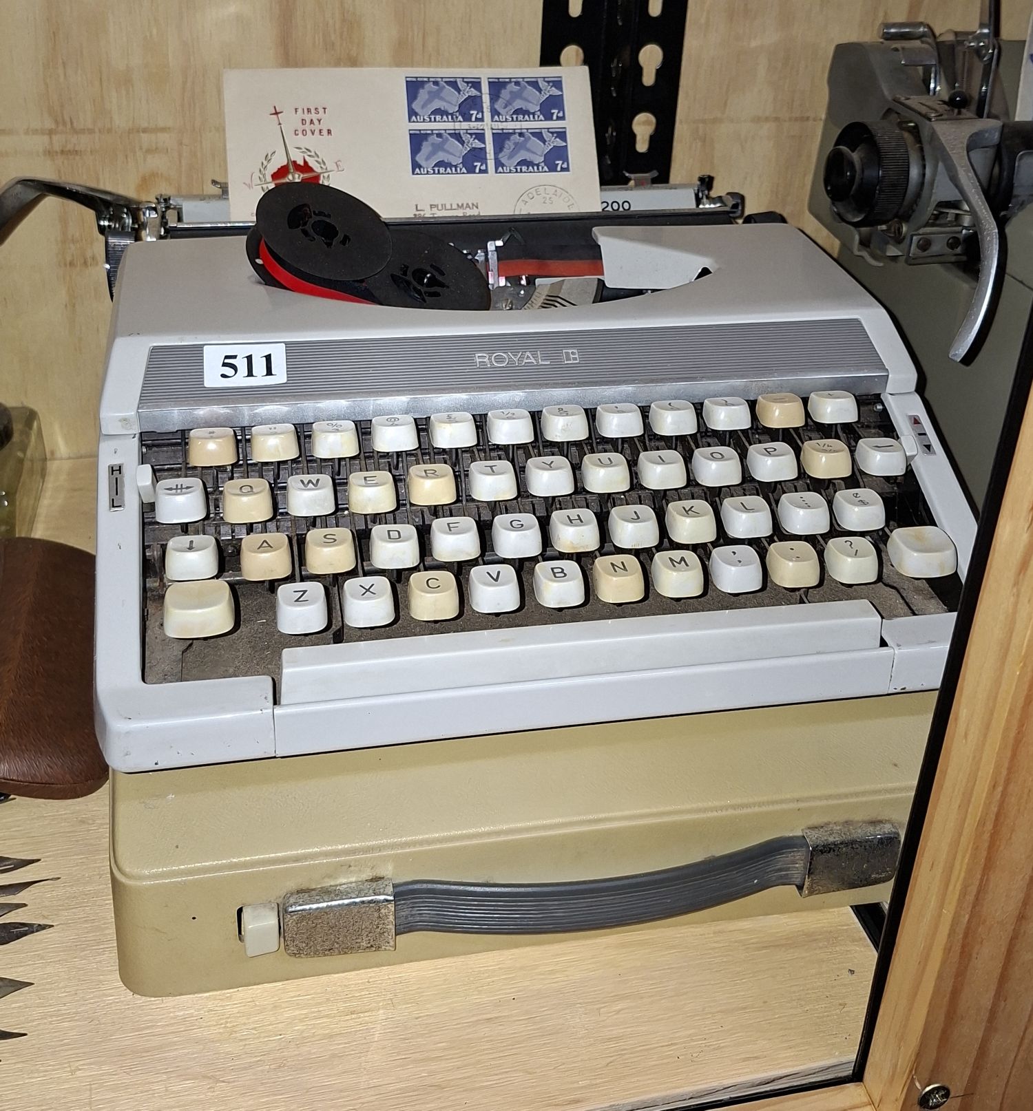 Royal Retro Typewriter