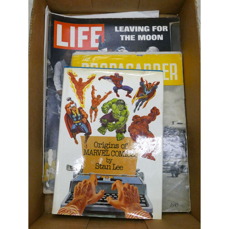 Box Marvel Comics Book etc.