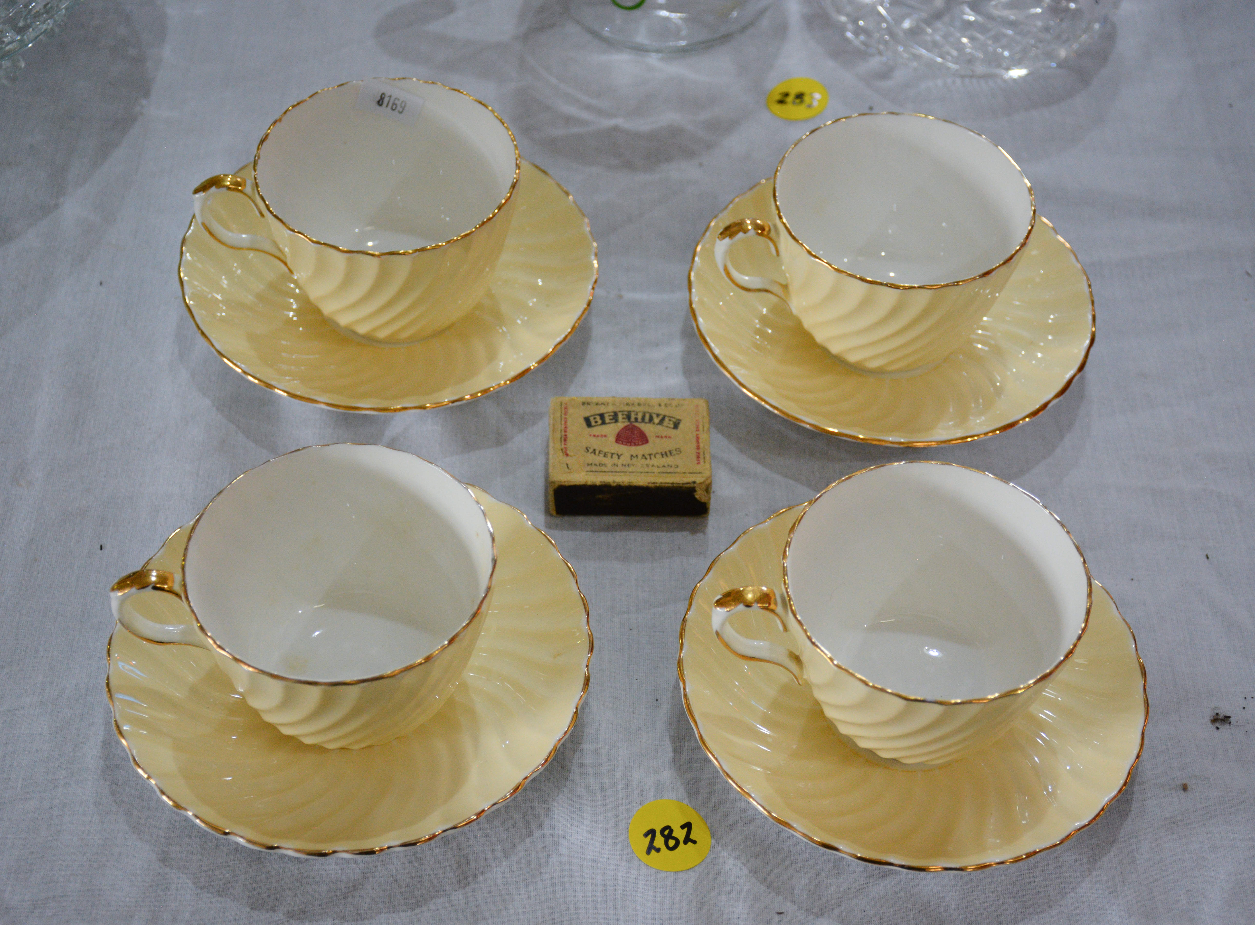 Aynsley Bone China Cups/Saucers x 4 — NZ auction result