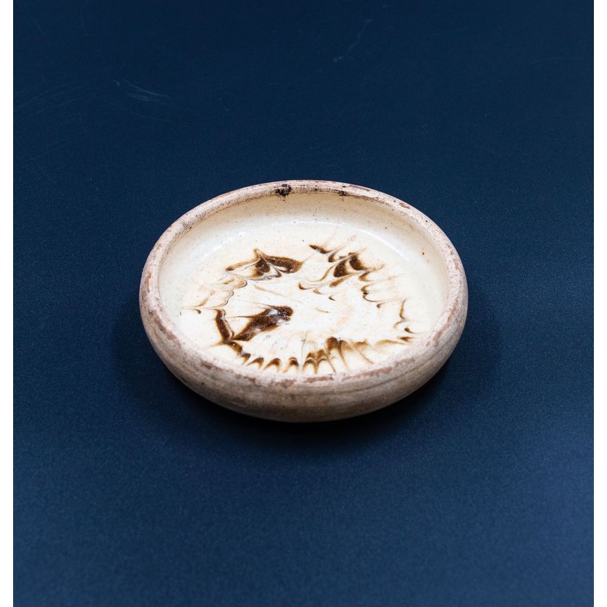 Len Castle - Very early slip trailed pin dish