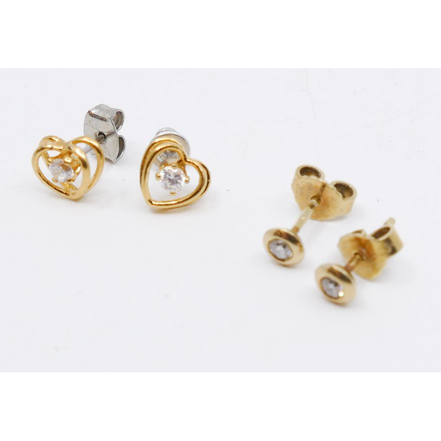 2 Pairs Stud Earrings, 1 Pair 18K- 1.6g