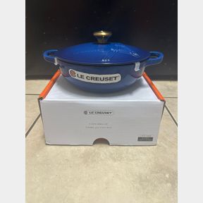 LE CREUSET CAST IRON 22CM MARSEILLE DARK BLUE PARIS DESIGN CASSEROLE - 51648/2580