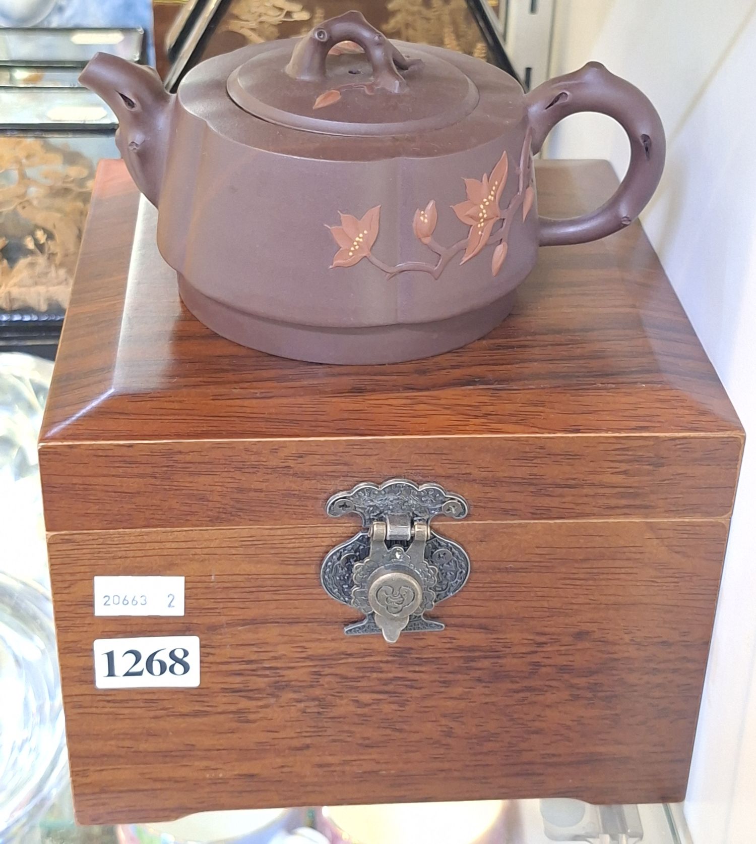 1268 · CHINESE YIXING TEAPOT