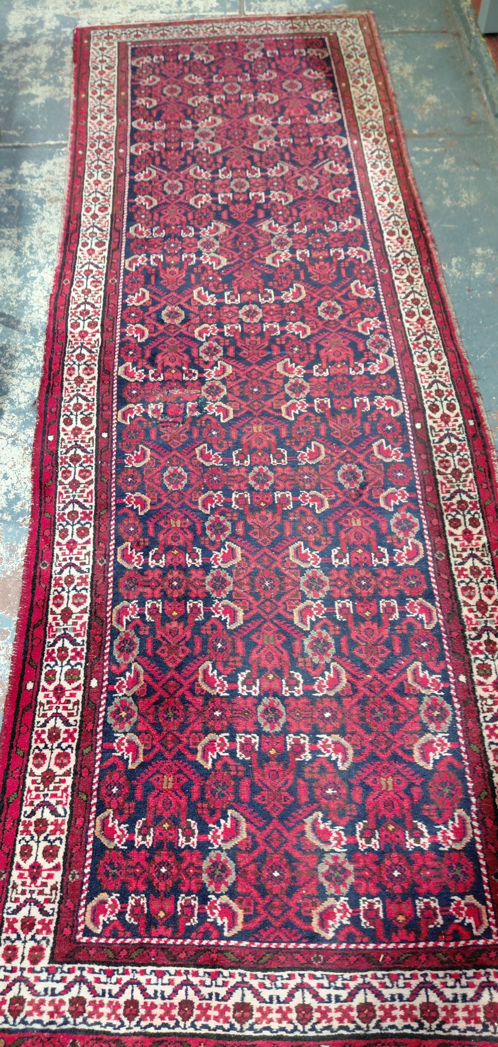 261 · PERSIAN HAMADAN RUG