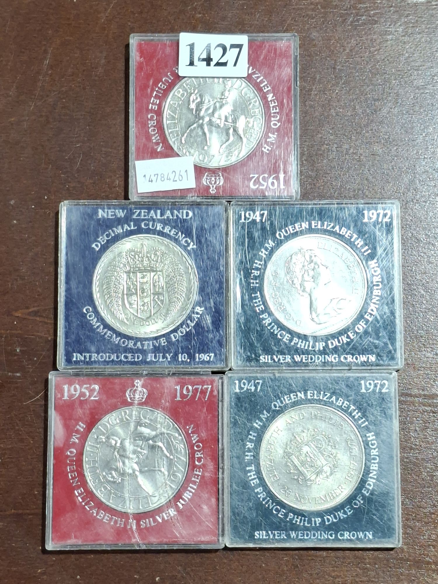 1427 · COLLECTION OF COMMEMORATIVE COINS