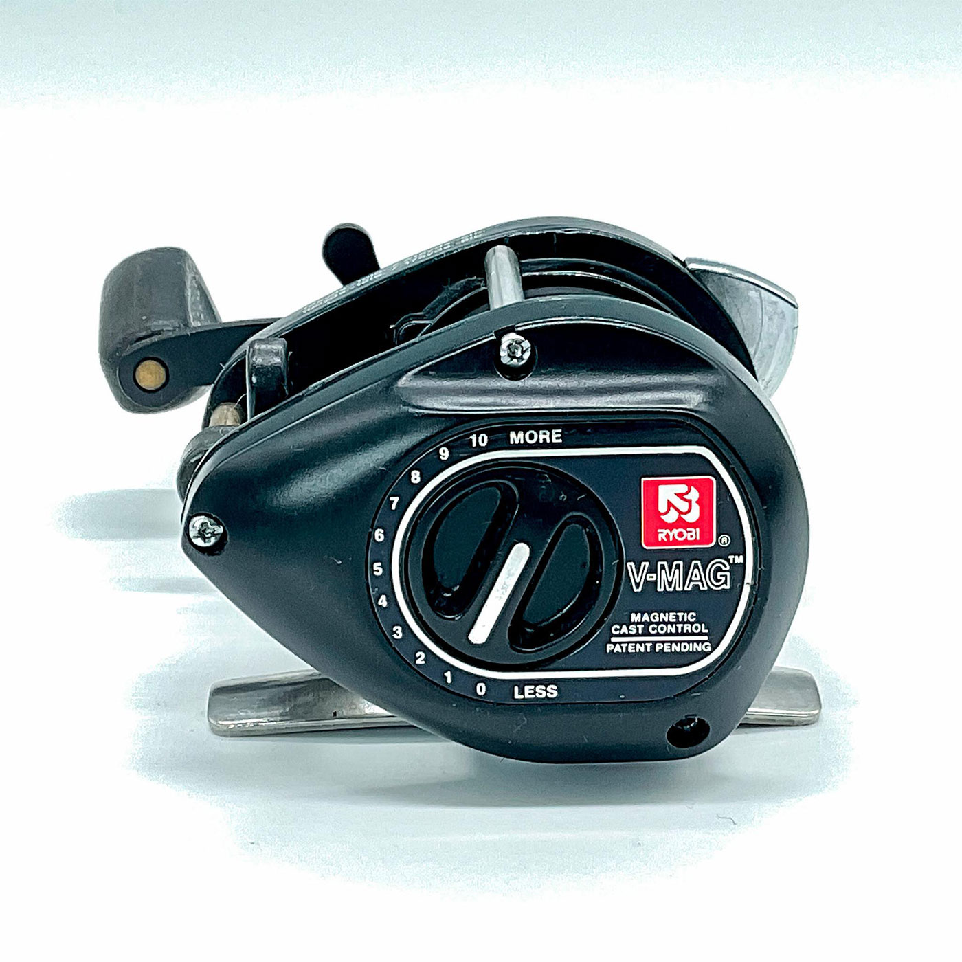 Ryobi Light Baitcaster V-Mag 3 Reel | Lion and Unicorn