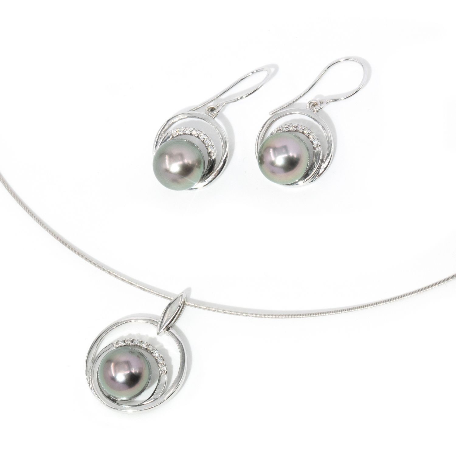 Tahitian Pearl and Diamond Earrings and Necklace Set