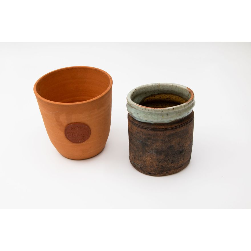Phoenix Pottery (Michael Lucas & Jill Totty) - Terracotta vase