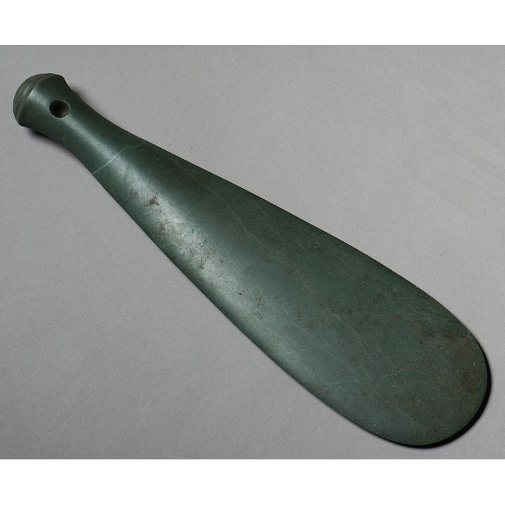 Patu Onewa - A large 19th century stone nephrite patu
