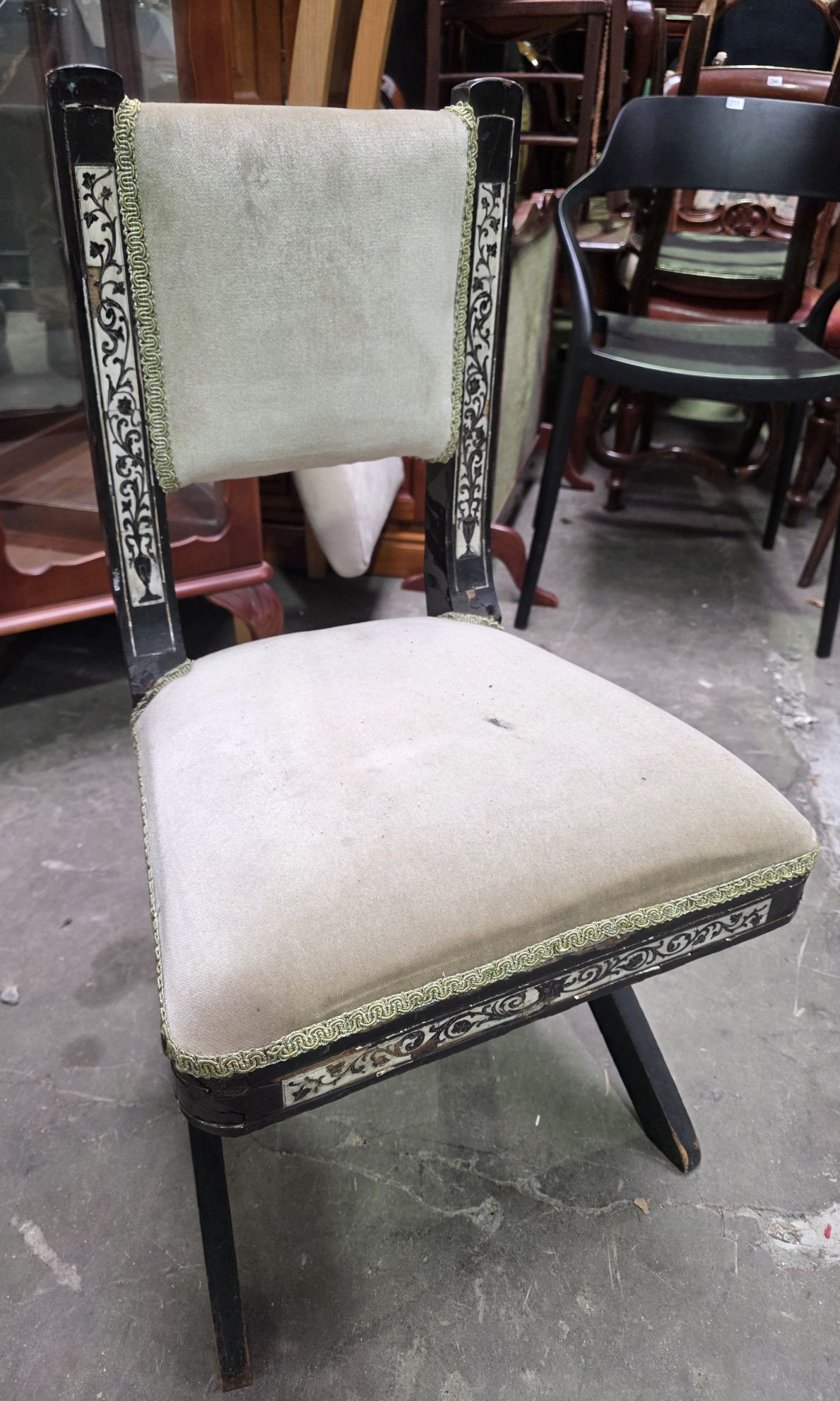 277 · MUSIC CHAIR