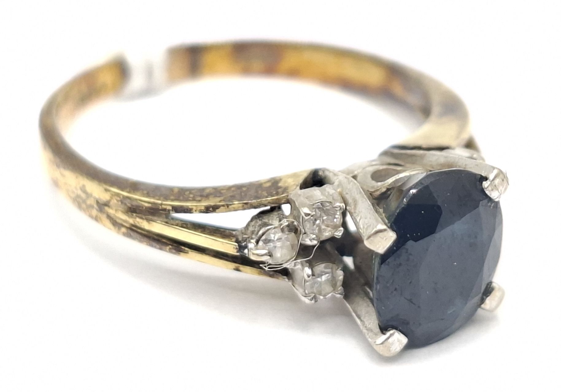 1114 · 14CT SAPPHIRE AND DIAMOND DRESS RING