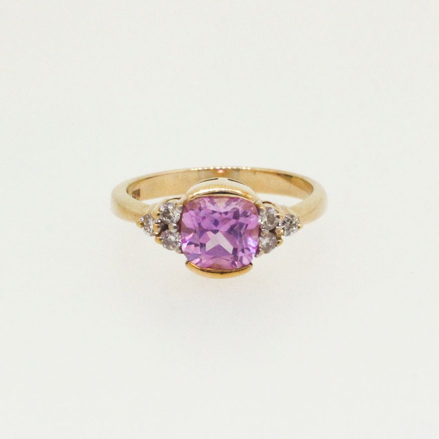 Synthetic Sapphire & Diamond  Ring 3.56g