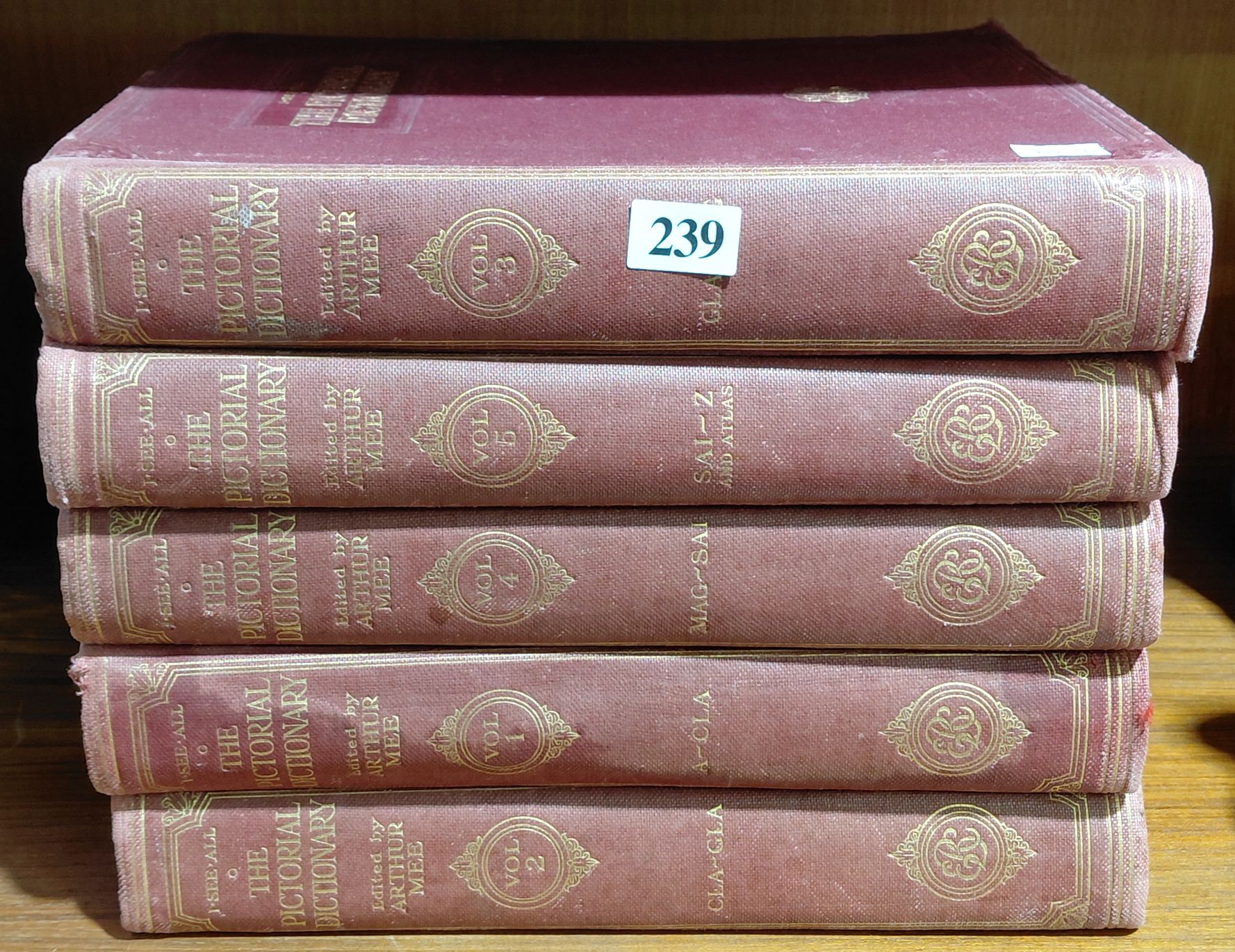239 · PICTORIAL DICTIONARY