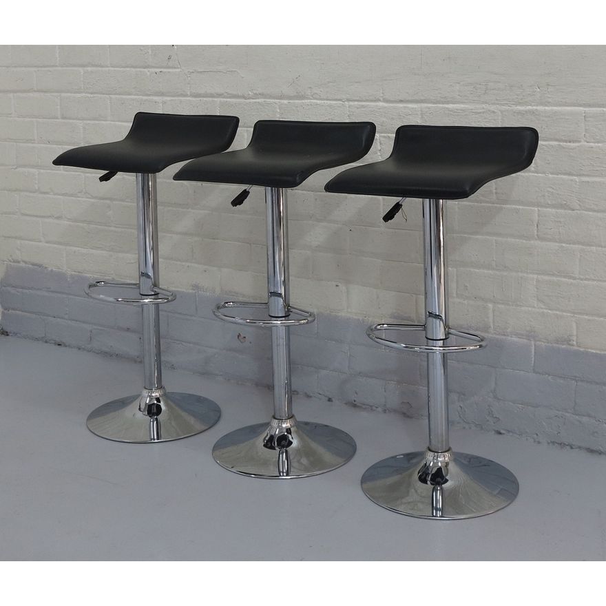 SET OF 3 TELESCOPIC KITCHEN STOOLS
