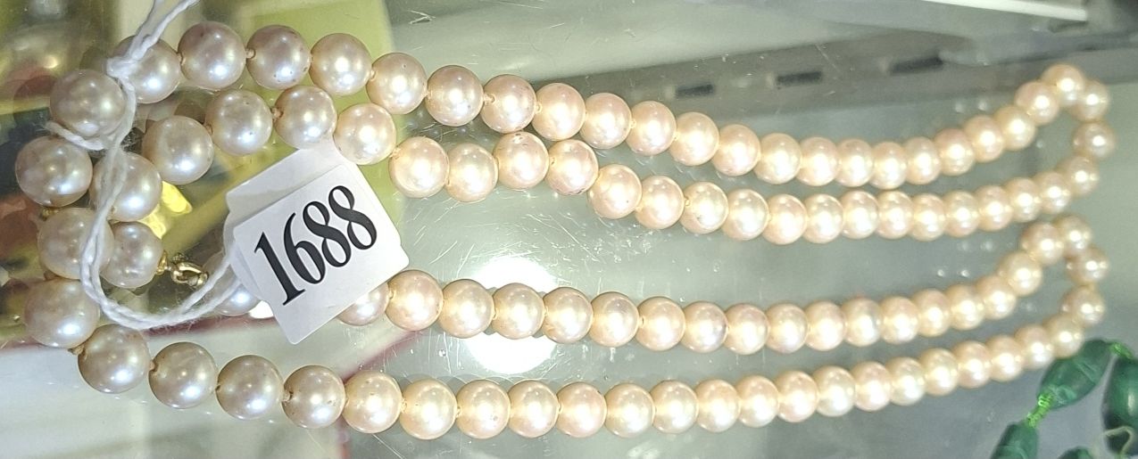 Costume Jewellery Strand Of Pearls
