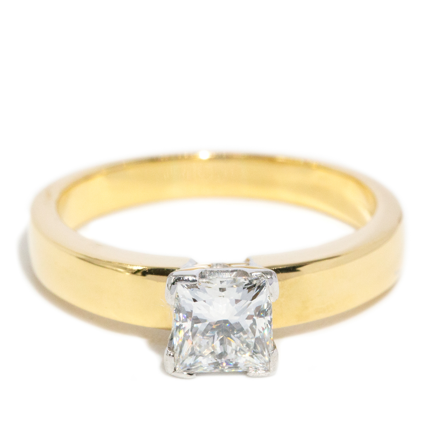 1.00 Carat Diamond Solitaire Ring 18ct Gold