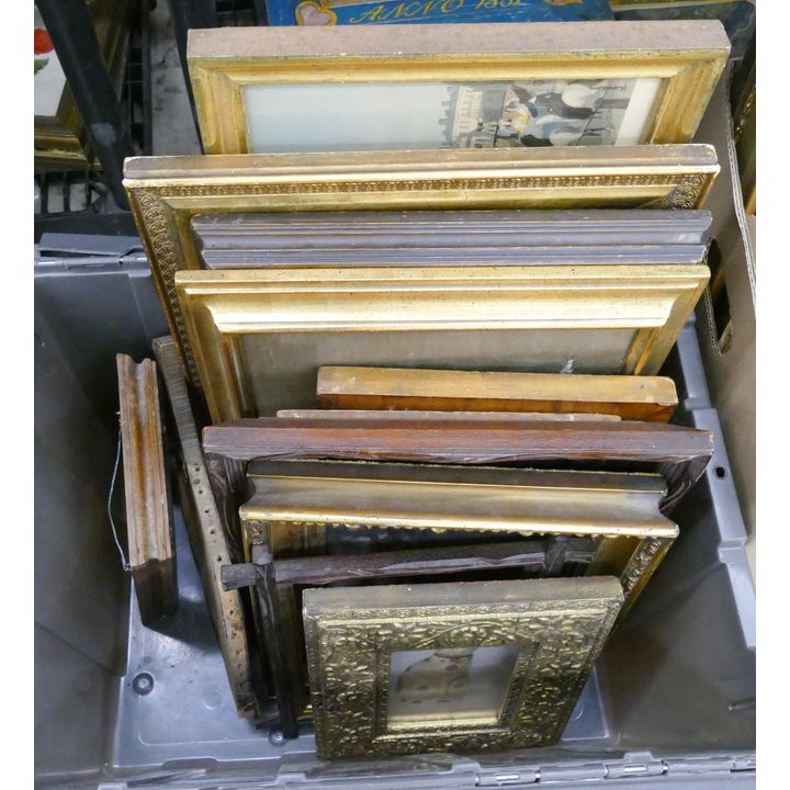 Tote Antique Picture Frames- 10pc- largest 20x12''
