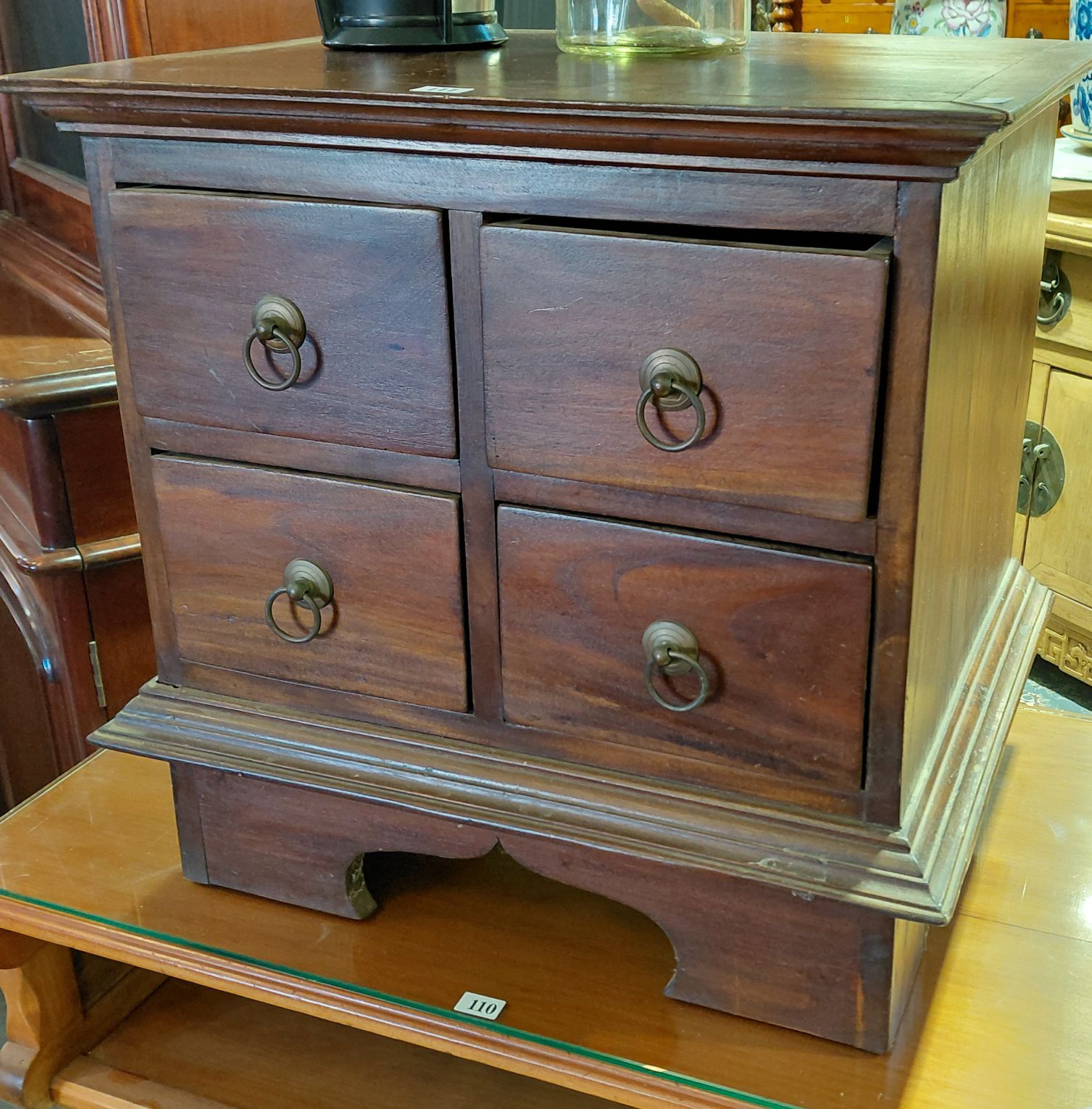 111 · HARDWOOD CHEST