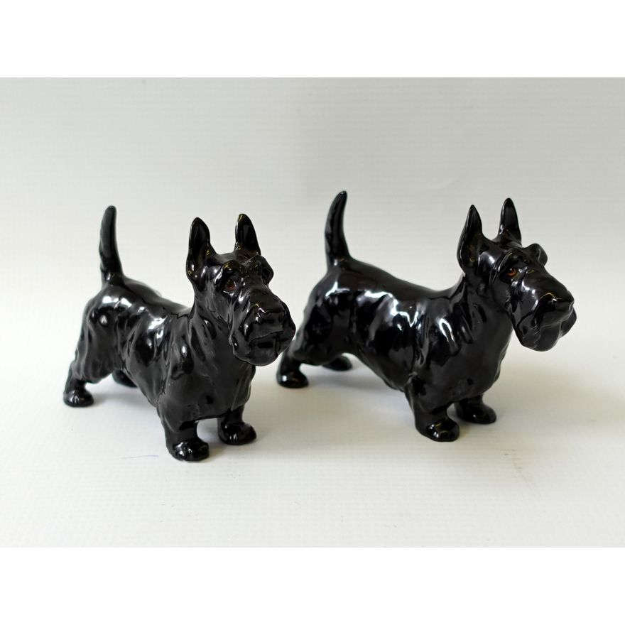 PAIR OF ROYAL DOULTON SCOTTISH TERRIERS