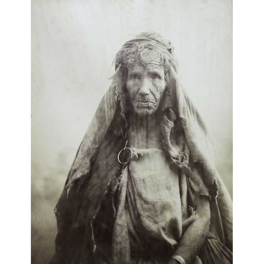 GARRIGUES, J ANDRE - Bedouin woman