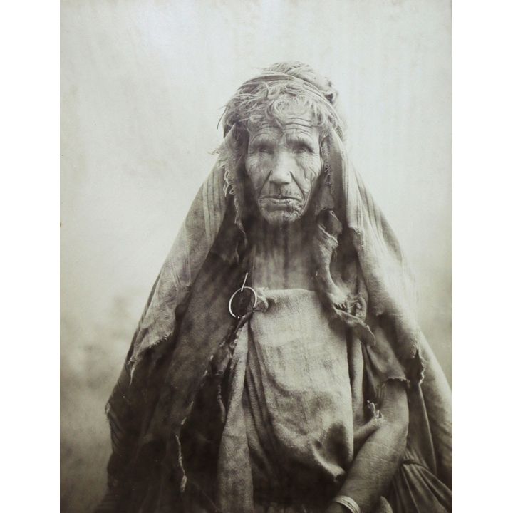 GARRIGUES, J ANDRE - Bedouin woman