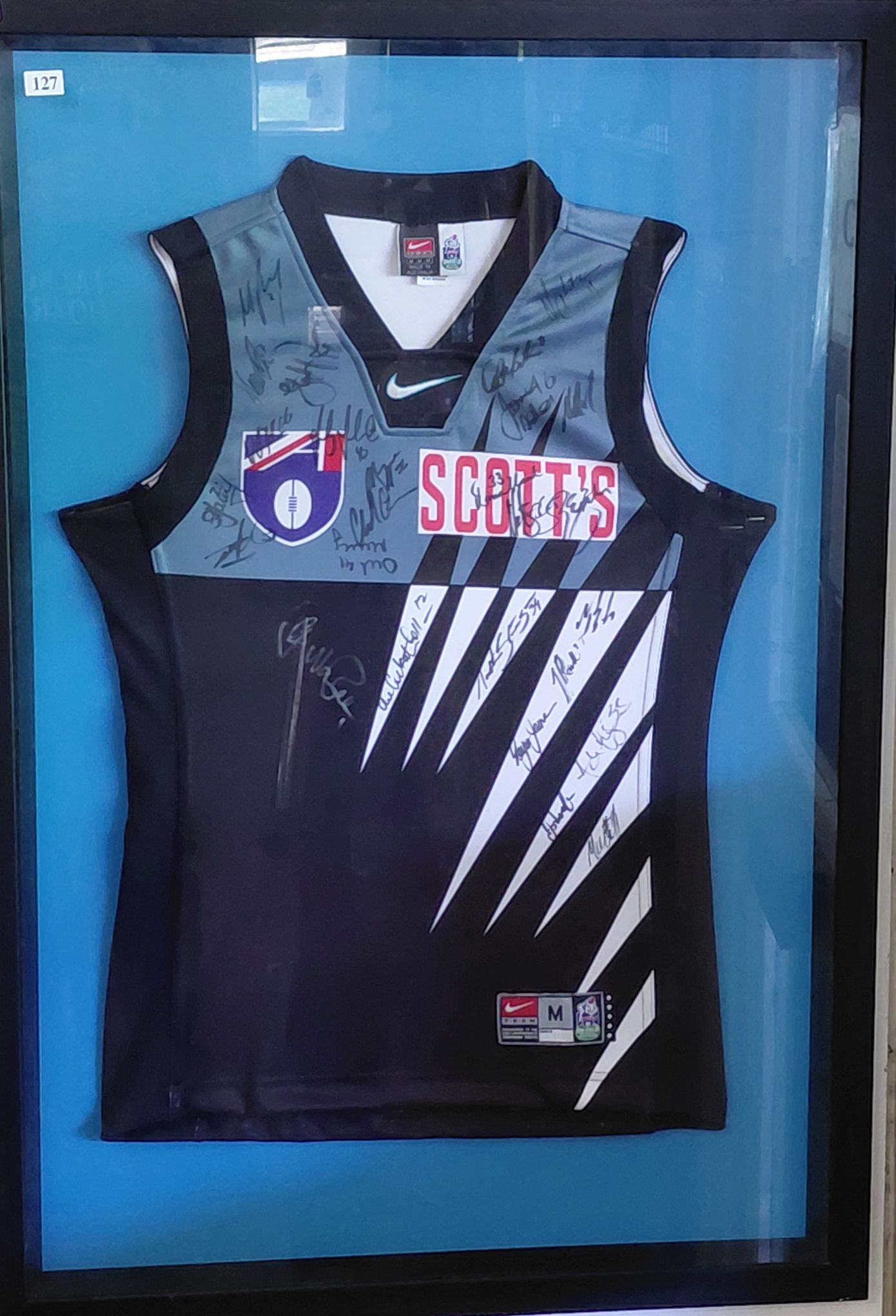 127 · PORT POWER FOOTBALL GUERNSEY