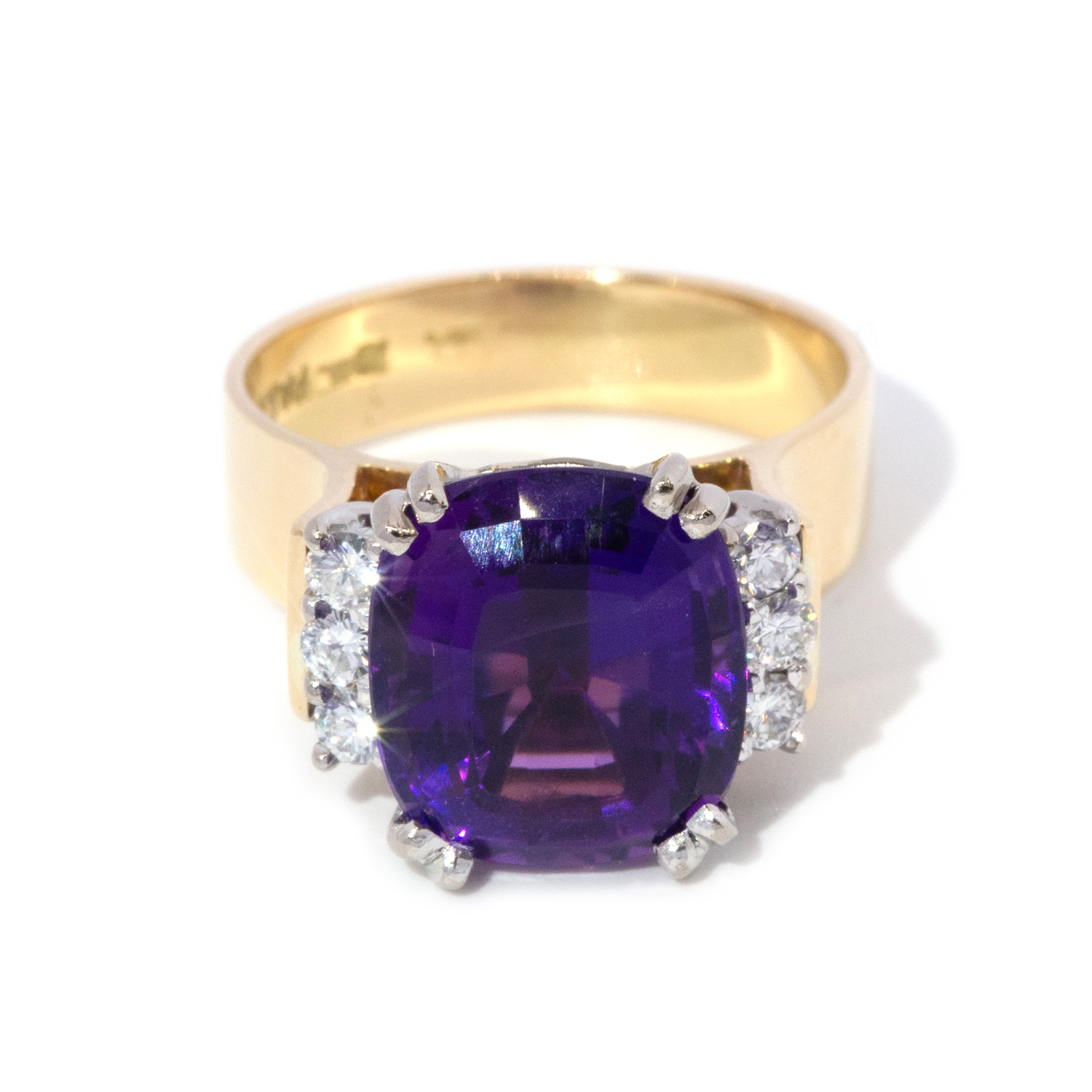 18 carat gold amethyst and diamond ring