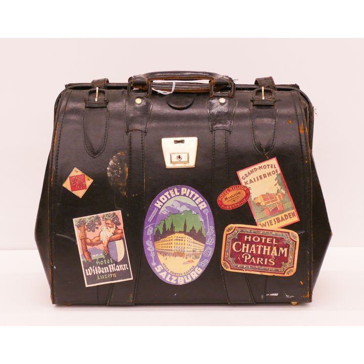 Vintage Leather Travel Bag- 13x16''