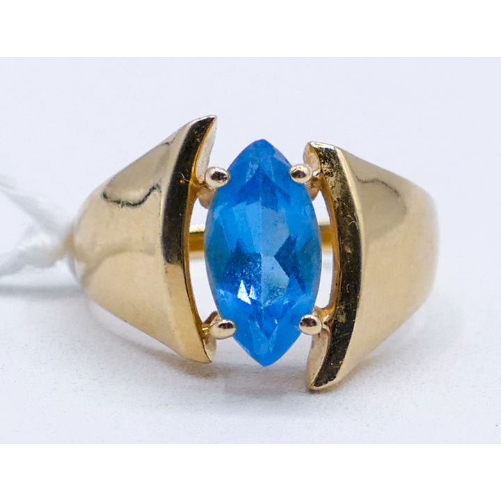 Ladies 14k Marquise Blue Topaz Ring Size 8 - 5 Grams