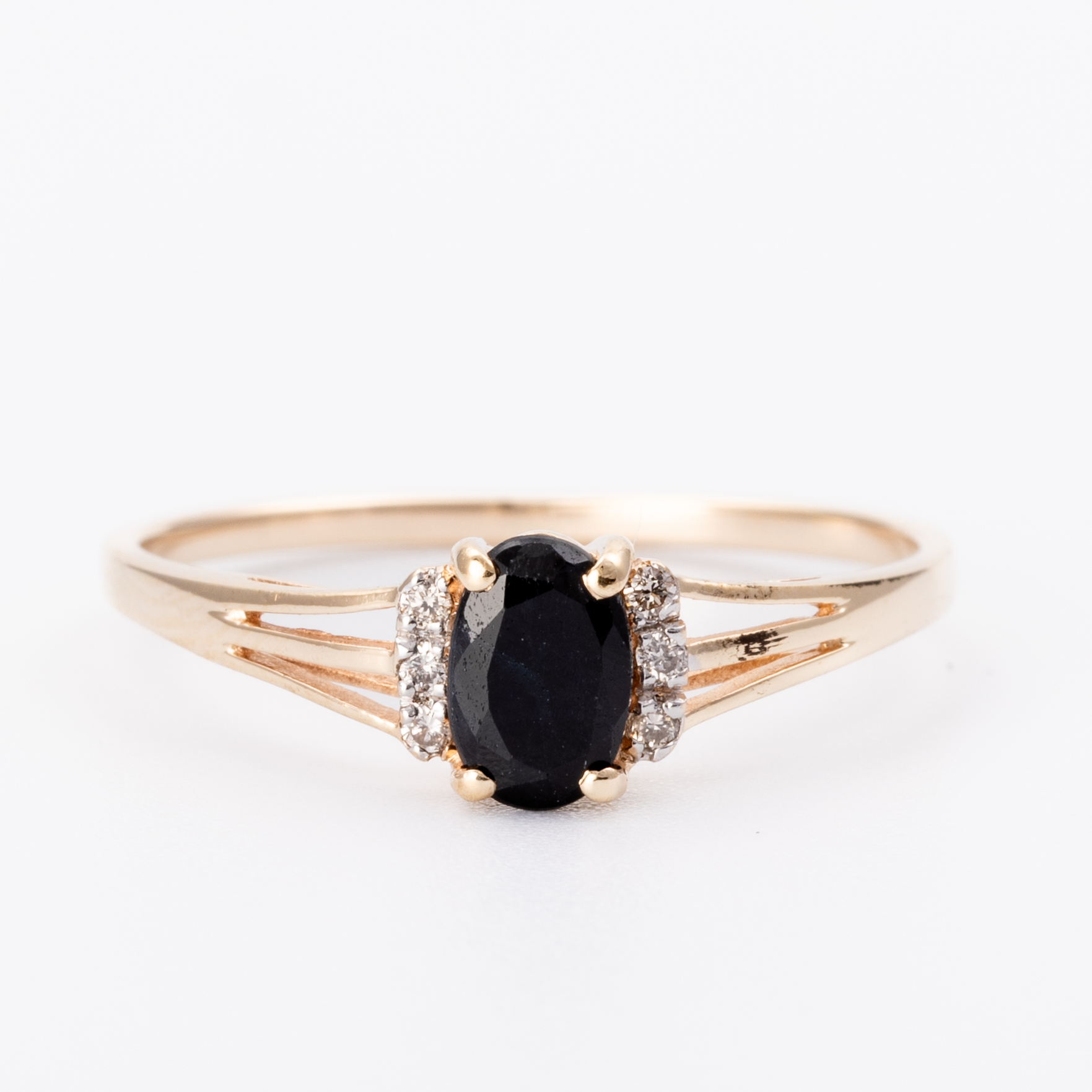 336 · Sapphire & Diamond Ring 9ct Gold
