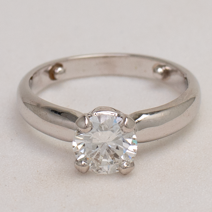 Anillo solitario